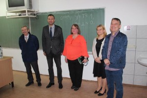 Aleksandar Valjarevic sa kolegama PMF Skoplje , posle održanog predavanja.