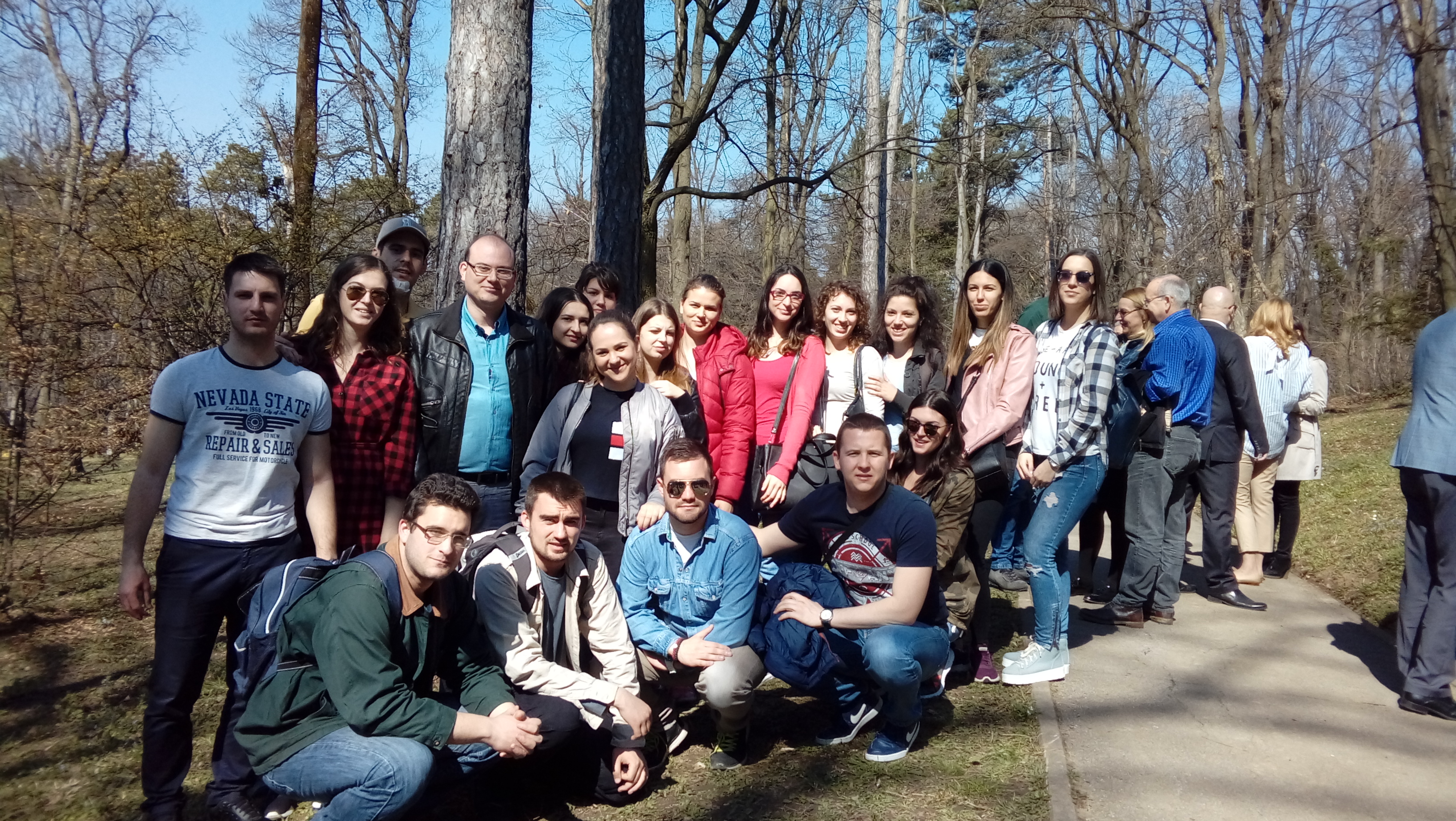 STUDENTI GOŽS NA OBELEŽAVANjU „DANA ŠUMA“ NA AVALI